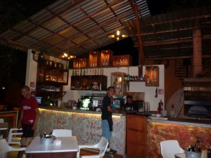 Caguameria Restaurant waiter at bar